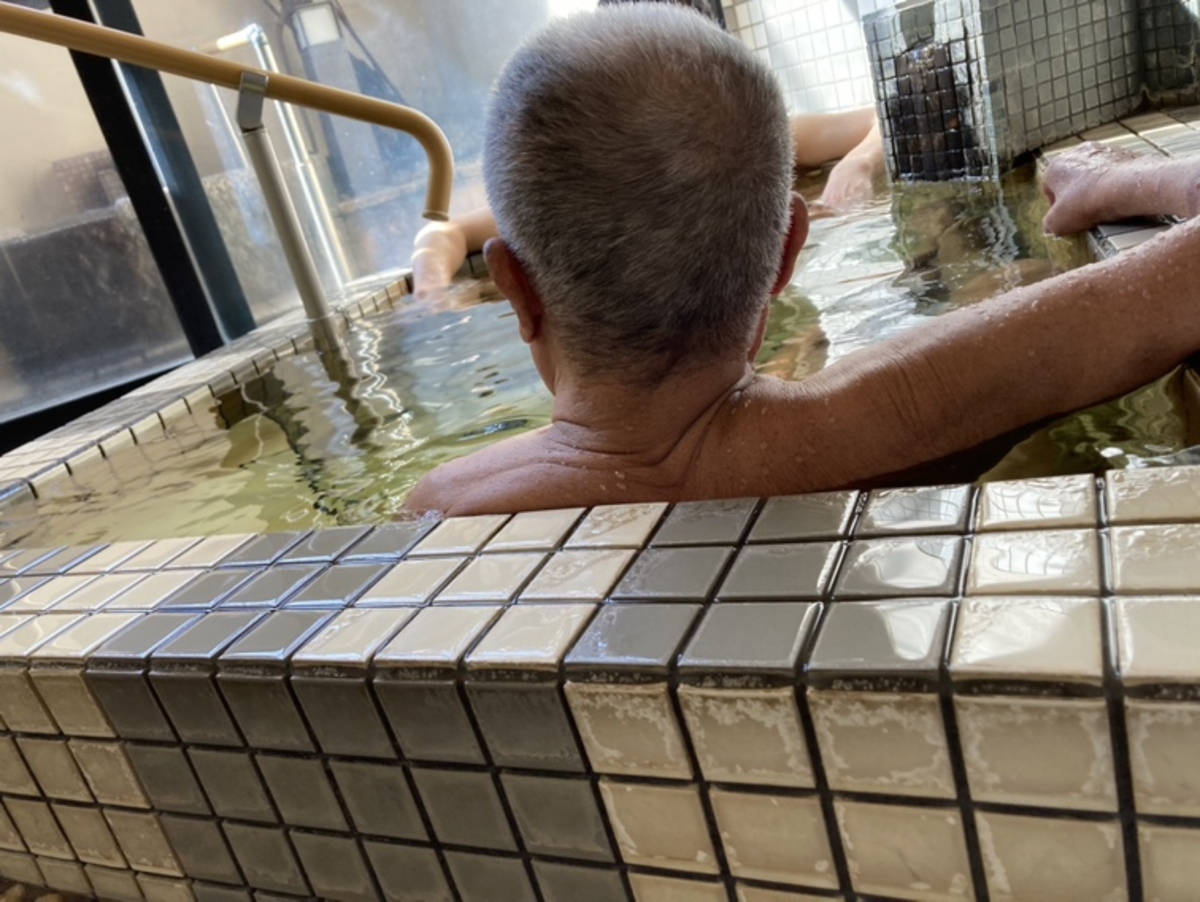 誕生日行事で「かけ流し温泉」へお出かけ。