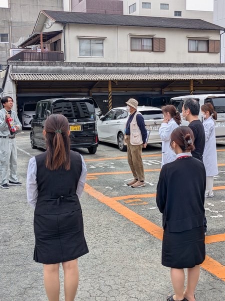 水消火器を使用しての消火訓練